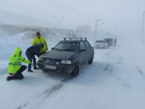 برف و باران در اغلب مناطق کشور/ کاهش محسوس دما 