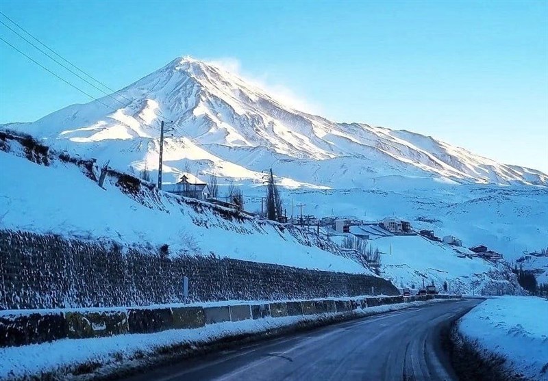 ۴ کوهنورد در کوه دماوند گم شدند/ تشکیل ۲ تیم امدادونجات